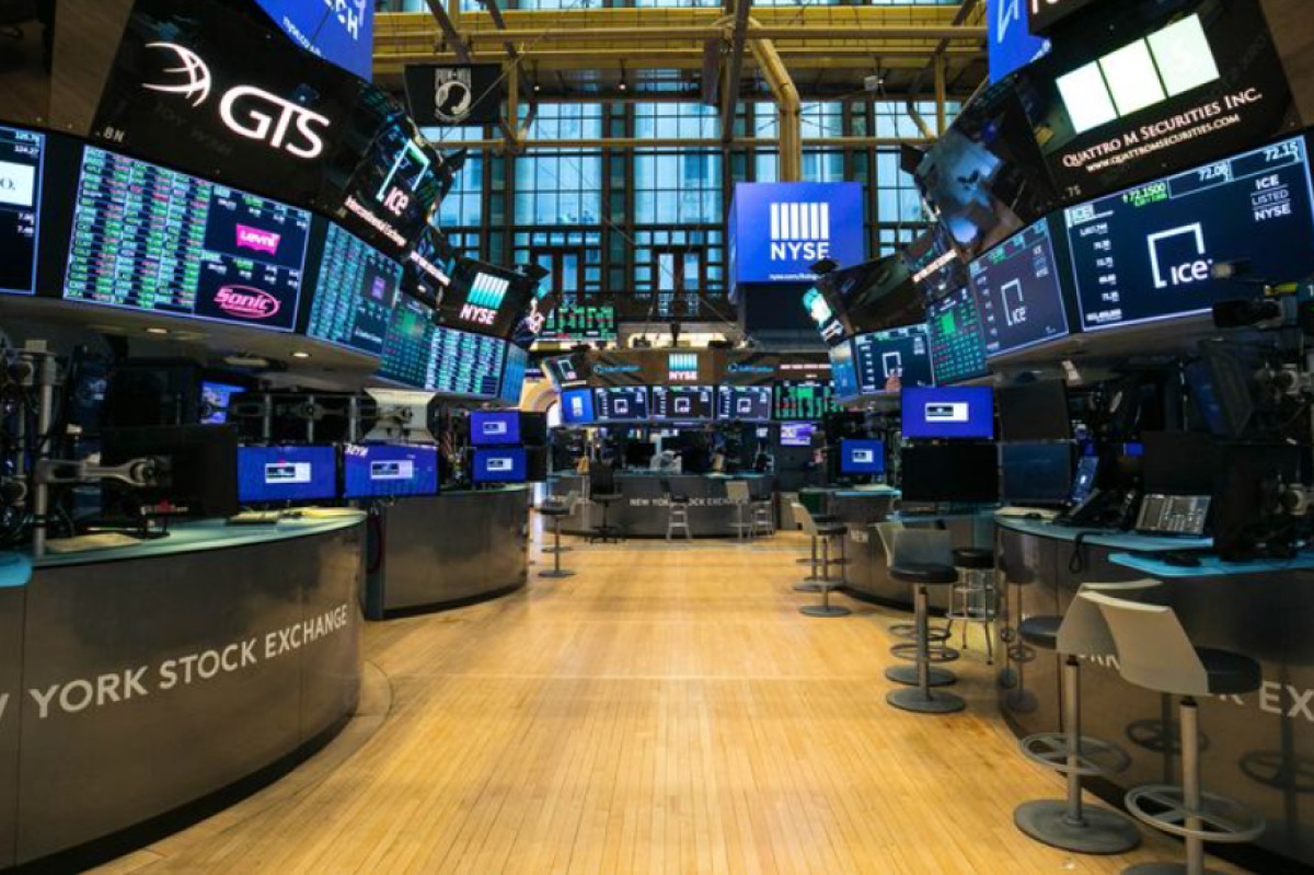 Κέρδη στη Wall Street, αλλά απώλειες σε εβδομαδιαία βάση
