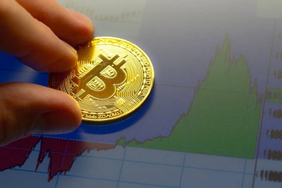 Κρυπτονομίσματα: Το ράλι δε σταματά-Κοντά σε υψηλό έτους το bitcoin