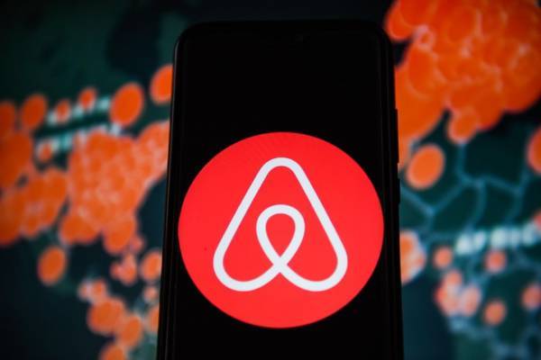 Airbnb: Οικοδεσπότες προσφέρουν στέγαση σε επαγγελματίες υγείας