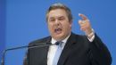 Ο Καμμένος επιμένει... "να μην πάρει άδεια ο Καλογρίτσας"