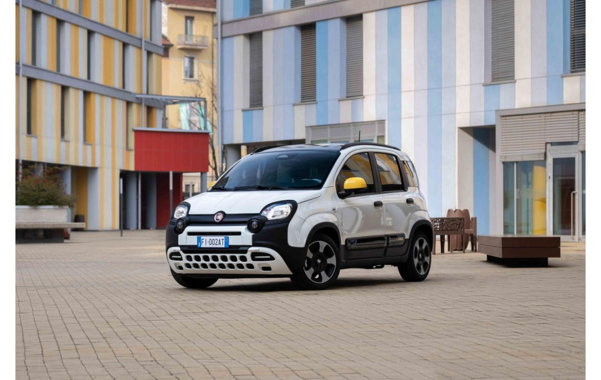 Διαθέσιμο για παραγγελίες το νέο FIAT Pandina, με εισαγωγική τιμή €15.490 και πλούσιο εξοπλισμό