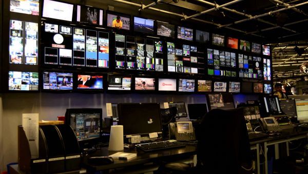 Αντίστροφη μέτρηση για τις τηλεοπτικές άδειες: Την Τρίτη η δημοπρασία