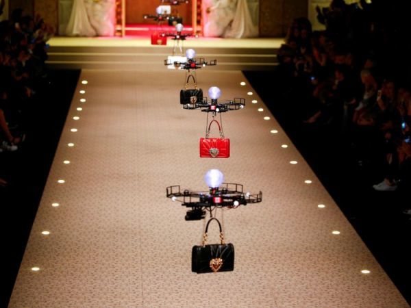 Τα drones θα φέρνουν ανεργία (και) στα μοντέλα;