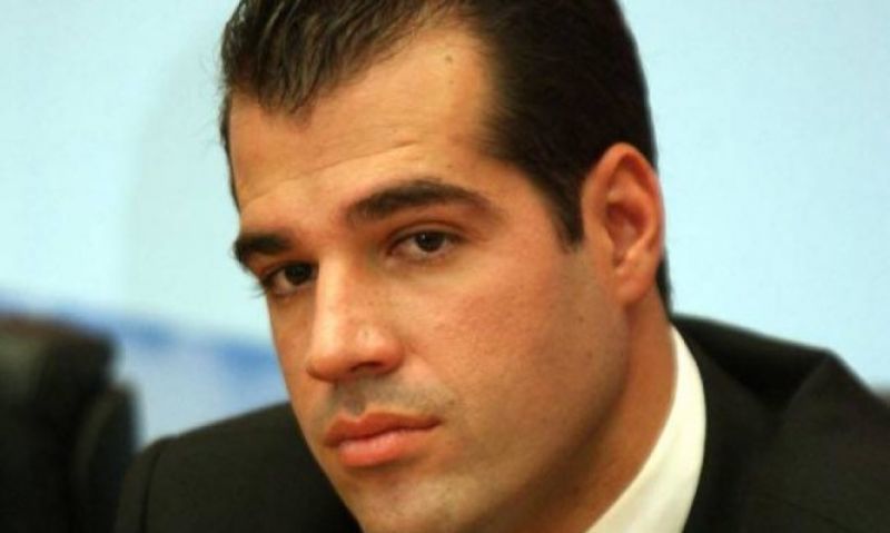 Προοδευτική διακοπή της μηχανικής υποστήριξης αναπνοής για το Θάνο Πλεύρη