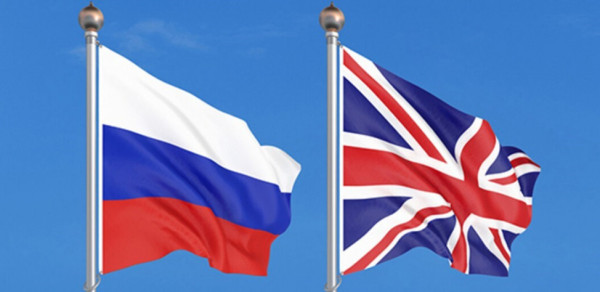 Στο «κόκκινο» Ρωσία – Βρετανία: Απειλές για πλήγματα σε βρετανικούς στόχους και μήνυμα Λονδίνου στη Μόσχα