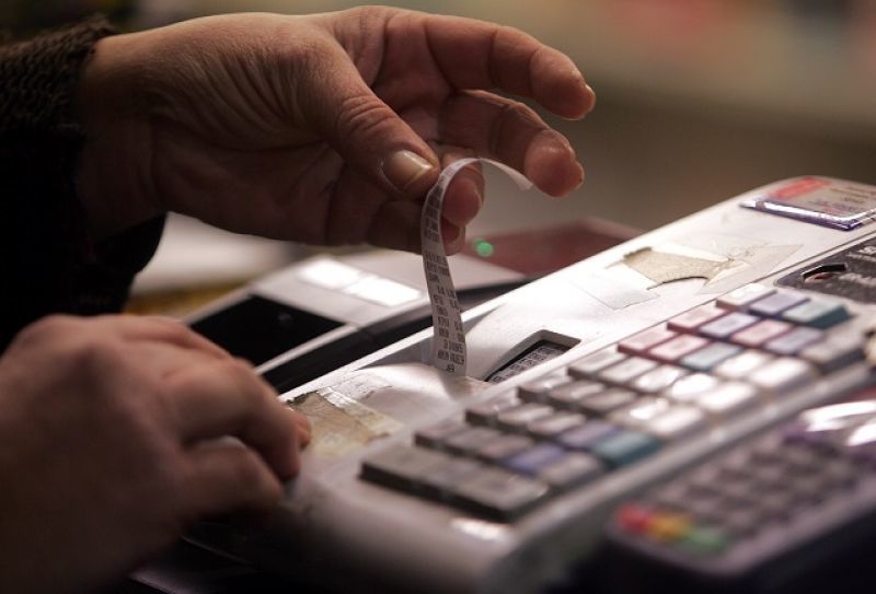 Σχεδόν 2.000 παραβάσεις "ξεσκέπασε" η ΓΓΔΕ- "Λαβράκια" σε τουριστικές περιοχές