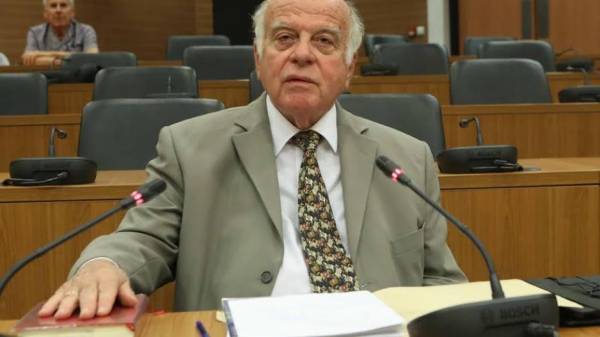 Κύπρος: Πέθανε ο πρώην υπουργός Εξωτερικών Νίκος Ρολάνδης