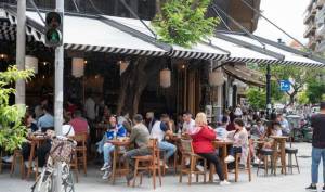 Πώς θα λειτουργήσει η εστίαση: Το ΦΕΚ με τους κανόνες