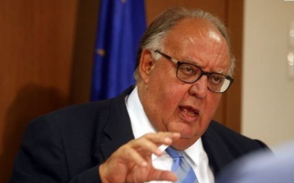 Πυρά Θ. Πάγκαλου κατά των «58»