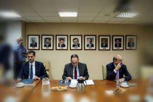 Μετά την ταινία ο Βαρουφάκης θα γίνει και… εικόνισμα στο ΥΠΟΙΚ