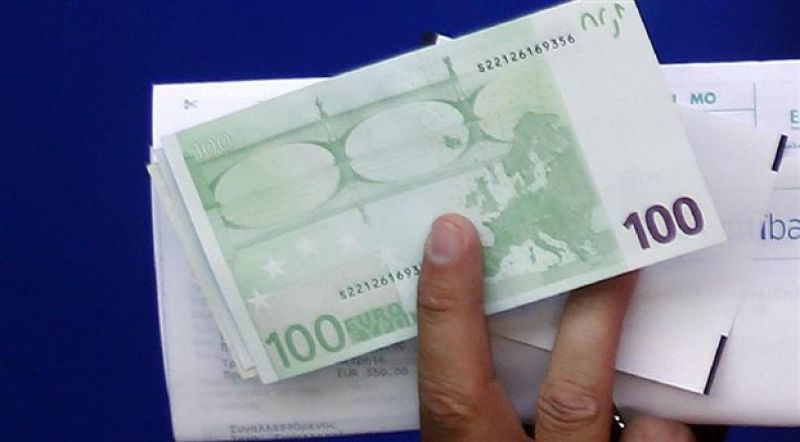 "Προθεσμία" μέχρι τις 7 Σεπτεμβρίου να κλείσουν οι περικοπές στα ειδικά μισθολόγια