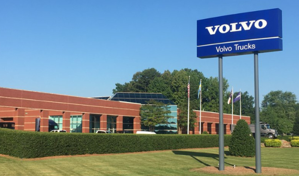 Volvo: Απολύει 800 εργαζόμενους σε εγκαταστάσεις στις ΗΠΑ λόγω αβεβαιότητας