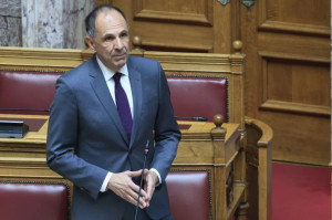 Γεραπετρίτης: Αντίθετο στο διεθνές δίκαιο το τουρκολιβυκό μνημόνιο – Επίκειται επίσκεψη στη Λιβύη