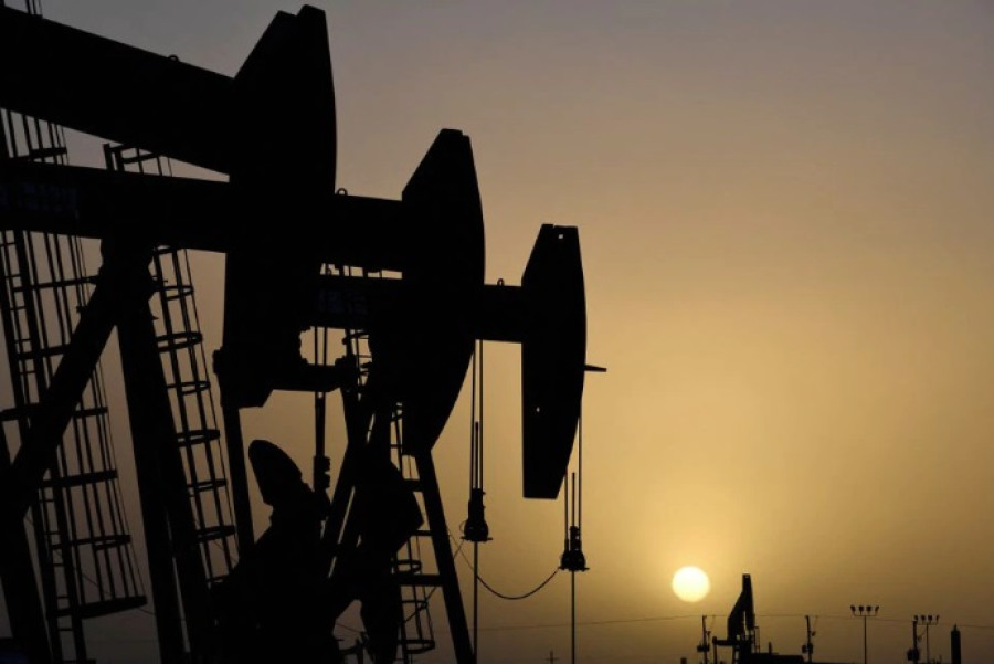 «Βουτιά» άνω του 2% για το πετρέλαιο-Ανεβαίνει το φυσικό αέριο