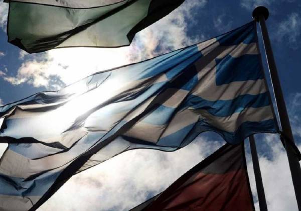 DBRS: Ελλάδα, η μόνη υποψήφια χώρα για αποχώρηση από Ευρωζώνη