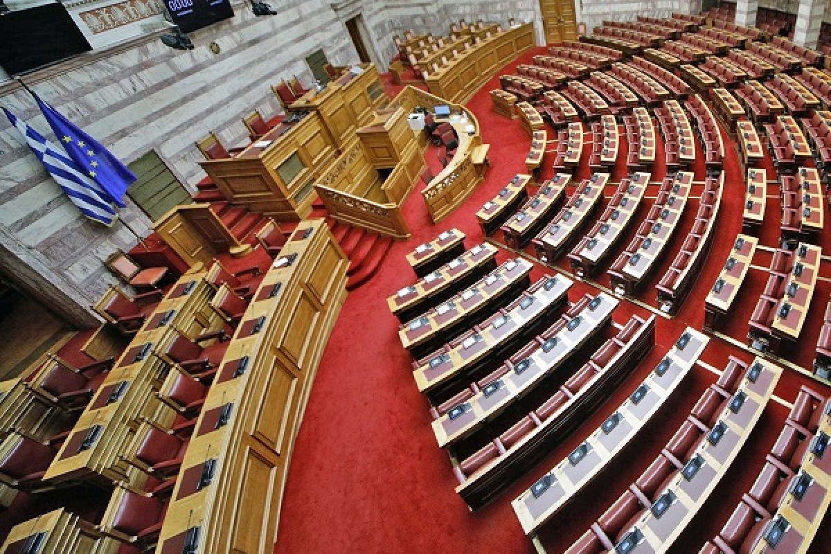 Τέσσερις ημέρες νωρίτερα η ορκωμοσία των νέων βουλευτών