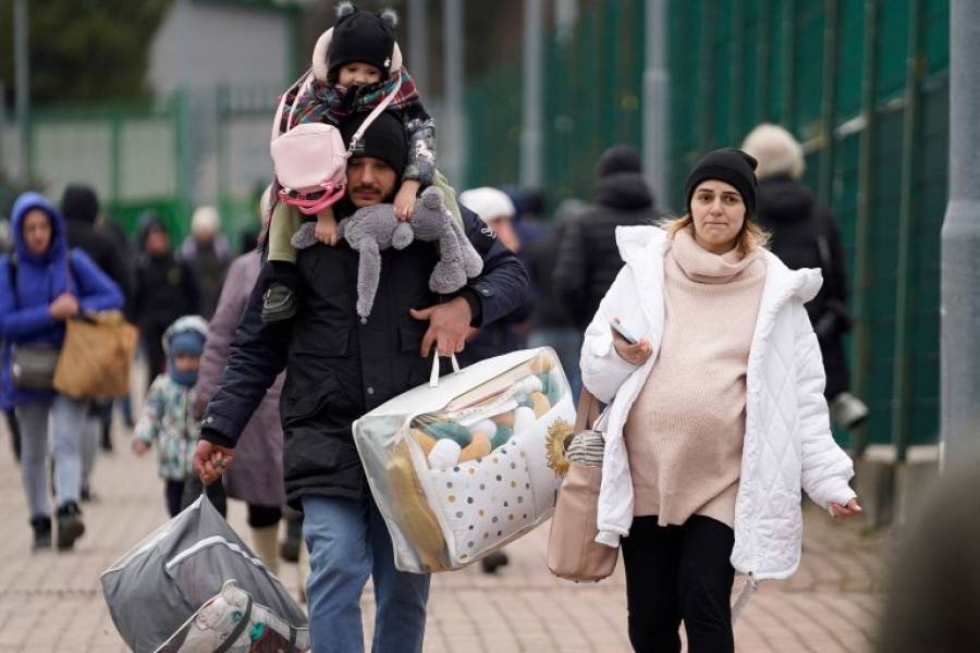 ΔΟΜ:470.000 ξένοι πιθανό να διαφύγουν σε γειτονικές χώρες της Ουκρανίας