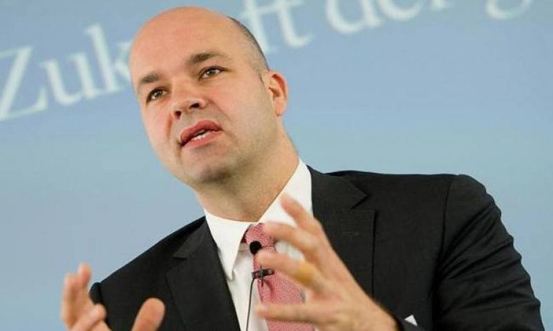 Φράτσερ: Η ανάπτυξη της ελληνικής οικονομίας μπορεί να επιταχυνθεί