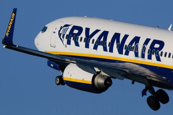 1,8 εκατ. επιβάτες η Ryanair σε ένα χρόνο