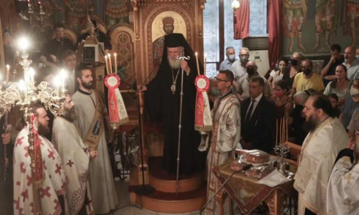 Αρχιεπίσκοπος Ιερώνυμος:Να ξεχάσουμε τις διαφορές για το καλό της πατρίδας