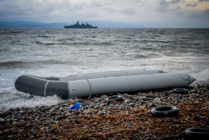 Κομισιόν για επαναπροωθήσεις: Η Ελλάδα να διερευνήσει τις αναφορές