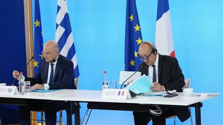 Δένδιας: Σταθερή η στήριξη της Γαλλίας
