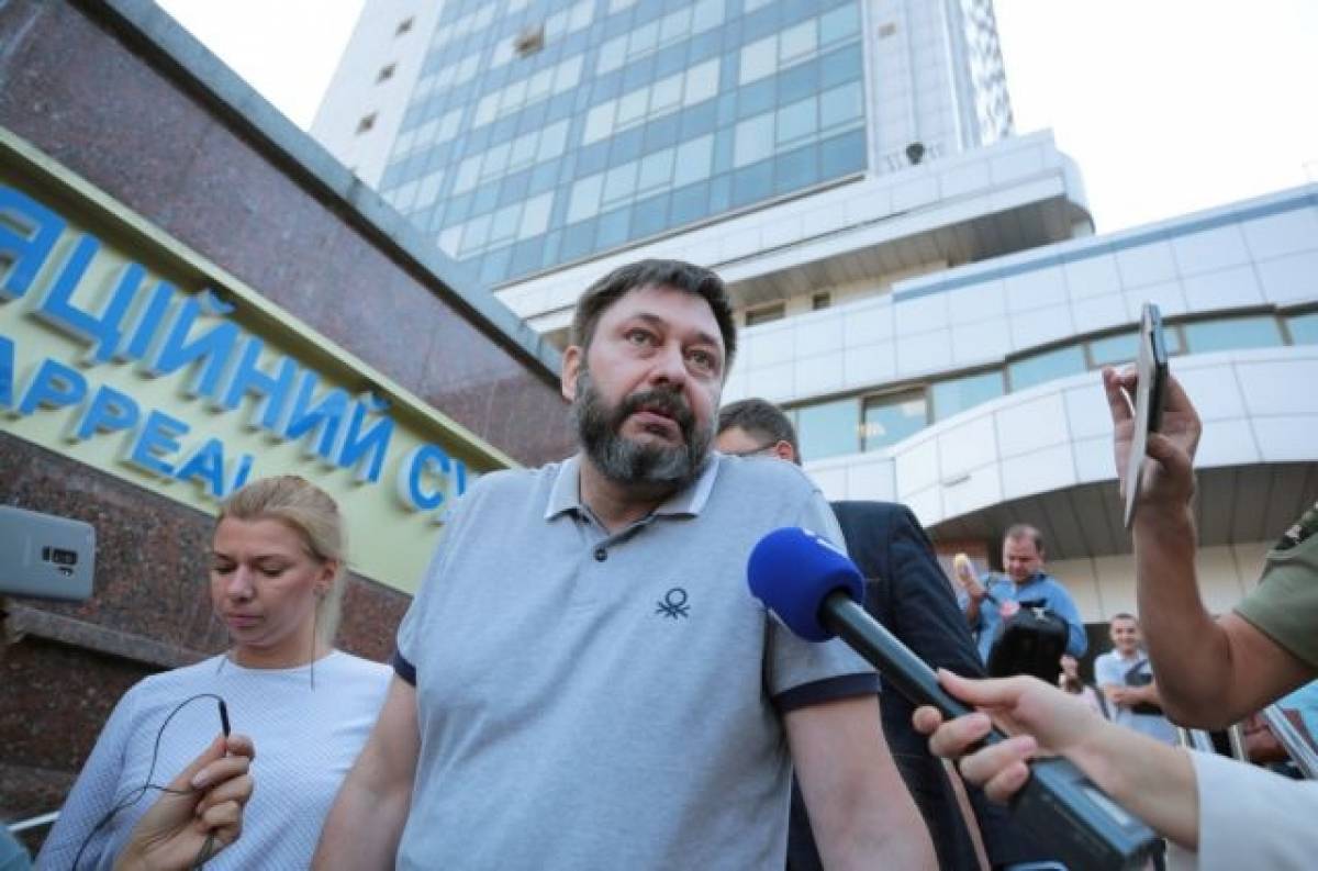 Ουκρανία: Δικαστική απόφαση για την αποφυλάκιση Ρώσου δημοσιογράφου