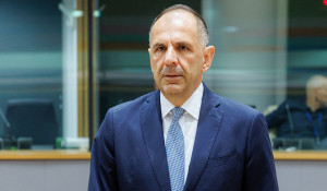 Γεραπετρίτης στη Hurriyet: Καθοριστική η επίλυση της διαφοράς της υφαλοκρηπίδας