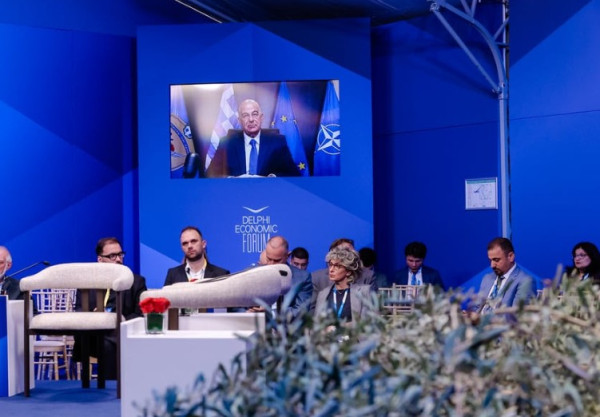 Δένδιας: Η προστασία των θαλάσσιων διαδρομών δεν αφορά μόνο την Ελλάδα