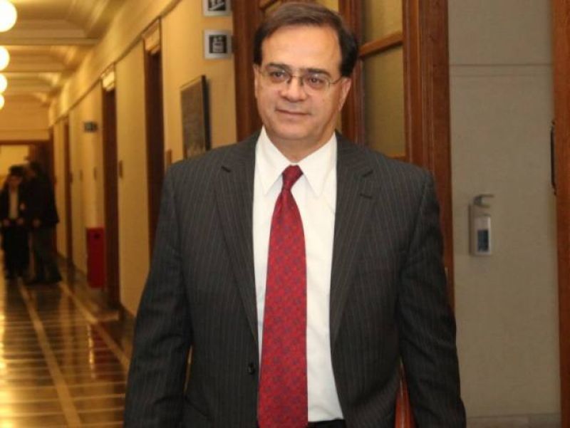 Σε εξέλιξη η τελευταία συνάντηση Γκίκα Χαρδούβελη- Τρόικας