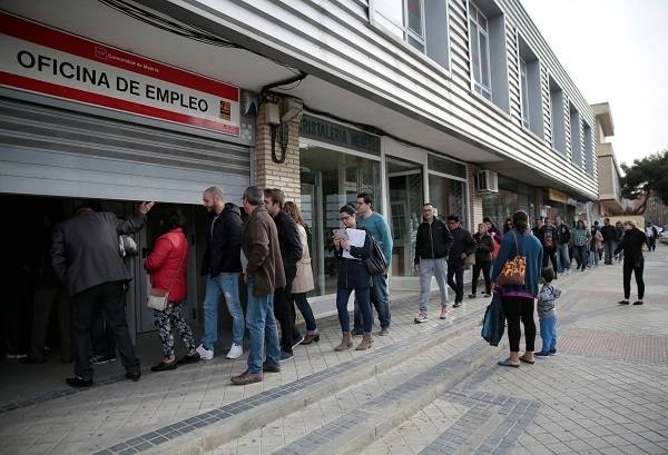 Στο 14,4% ανήλθε η ανεργία στην Ισπανία