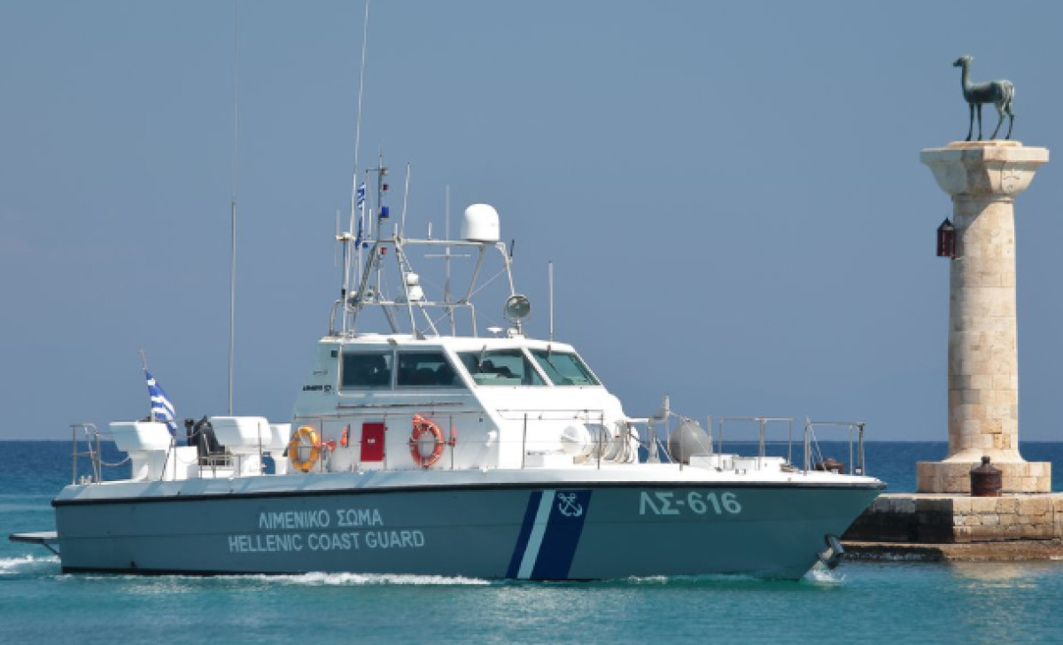 Χίος: Επιχείρηση απεγκλωβισμού 40 πολιτών με πλωτά μέσα
