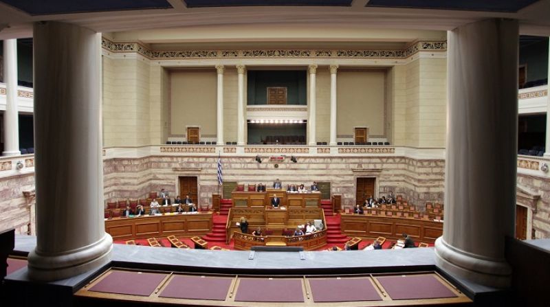 Υπερψηφίστηκε το νομοσχέδιο για την απλοποίηση αδειοδότησης επιχειρήσεων