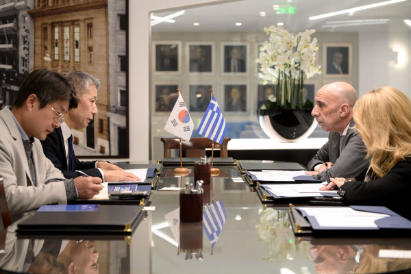 Συνάντηση Μπρατάκου με τον Πρέσβη της Νότιας Κορέας- Τι συζητήθηκε