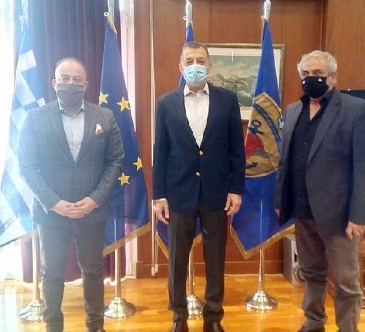 Συνάντηση Στεφανή-ΣΕΝΑΒΙ: Προτεραιότητα η ανάταξη των ναυπηγοεπισκευαστικών επιχειρήσεων