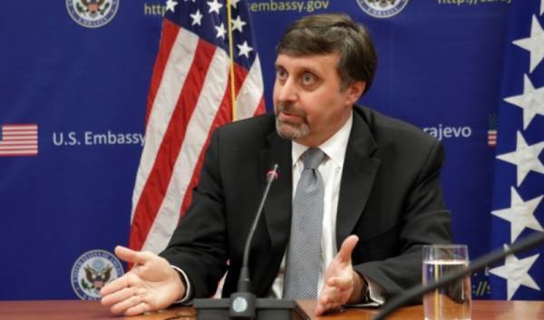 Πάλμερ: Οι Ρώσοι επιδιώκουν δυσπιστία και ταραχές στα Δυτικά Βαλκάνια