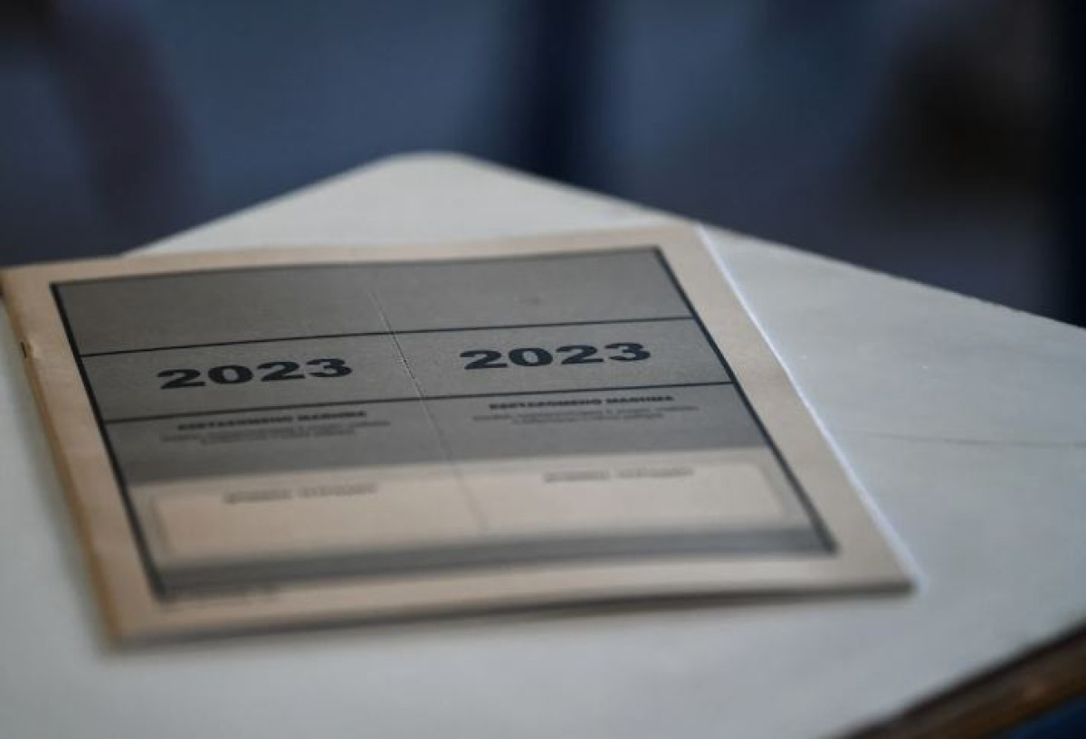 Πανελλαδικές 2023: Σε Λατινικά-Χημεία-Πληροφορική εξετάζονται αύριο οι υποψήφιοι των ΓΕΛ