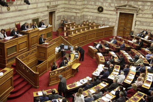 «Καθυστερήσεις» με προαπαιτούμενα κάνει η κυβέρνηση, πιέζοντας για το χρέος