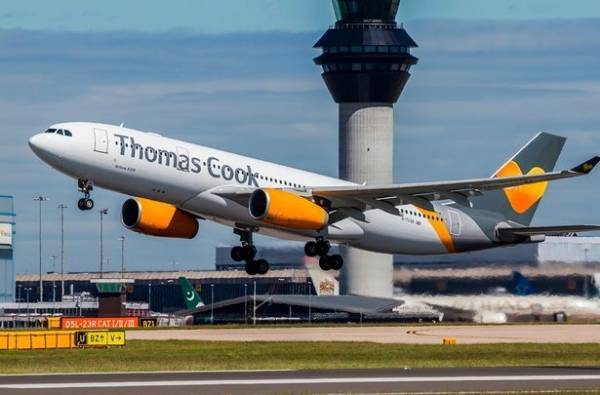 Σε κατάρρευση οδηγήθηκε η Thomas Cook