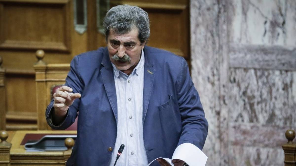 Επίθεση με μολότοφ στο σπίτι του Πολάκη-Οργισμένη ανάρτηση