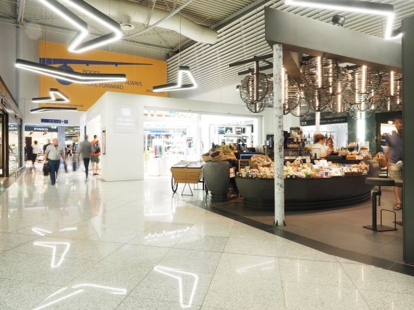 Το «Ελ.Βενιζέλος» ενηλικιώνεται μετά το λίφτινγκ-Νέα καταστήματα για περισσότερους επιβάτες