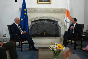Συνάντηση Δένδια-Χριστοδουλίδη: Ελλάδα και Κύπρος ήταν πάντοτε δυνάμεις σταθερότητας