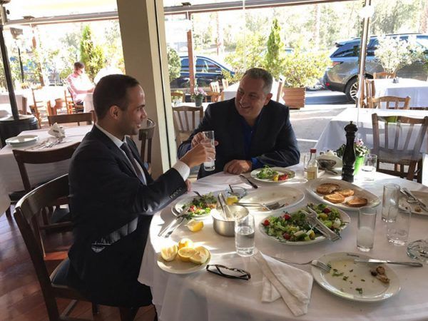 Ο «άνθρωπός μας στον Λευκό Οίκο» στον προθάλαμο της φυλακής...