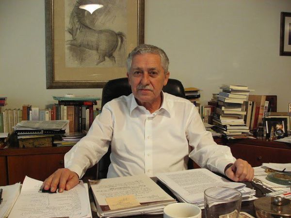 Χάσαμε και τα ανέκδοτα με τον Κουβέλη, πατριώτες