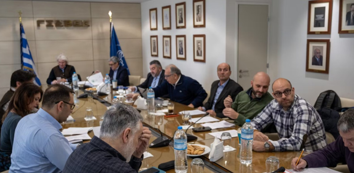 ΓΣΕΒΕΕ-Βιοτεχνικά Επιμελητήρια: Αναγκαία η αδειοδότηση των τεχνικών και βιοτεχνικών επαγγελμάτων