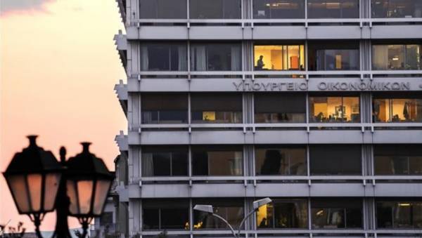 Στη Βουλή το νομοσχέδιο για την περιστολή του λαθρεμπορίου