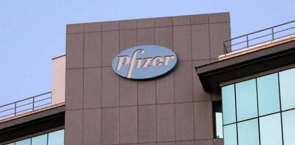 Έσοδα «μαμούθ» περιμένει το 2021 η Pfizer λόγω των εμβολίων