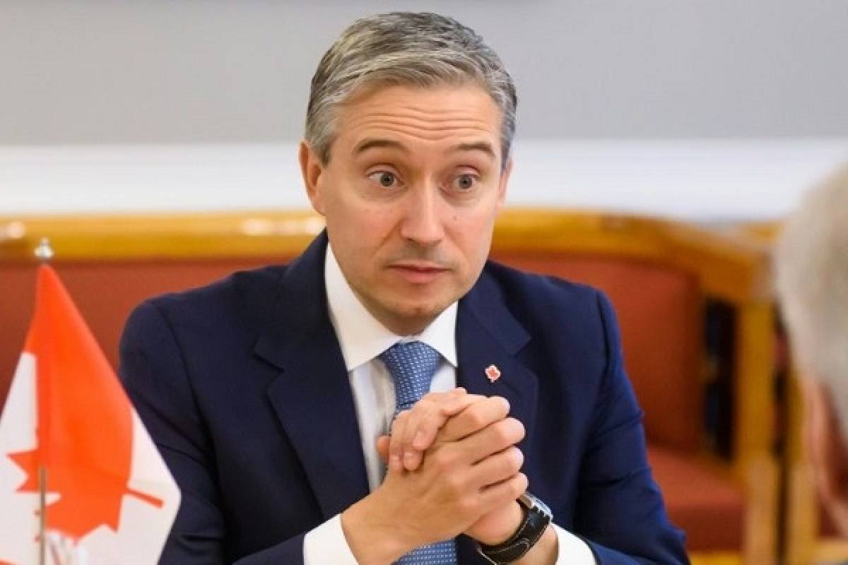 Καναδάς: «Παγώνουν» οι εξαγωγές όπλων στην Τουρκία