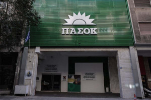 ΠΑΣΟΚ: Ας σοβαρευτεί ο Ρωμανός-Μετατρέπει την πολιτική ζωή σε «παρατράγουδα»