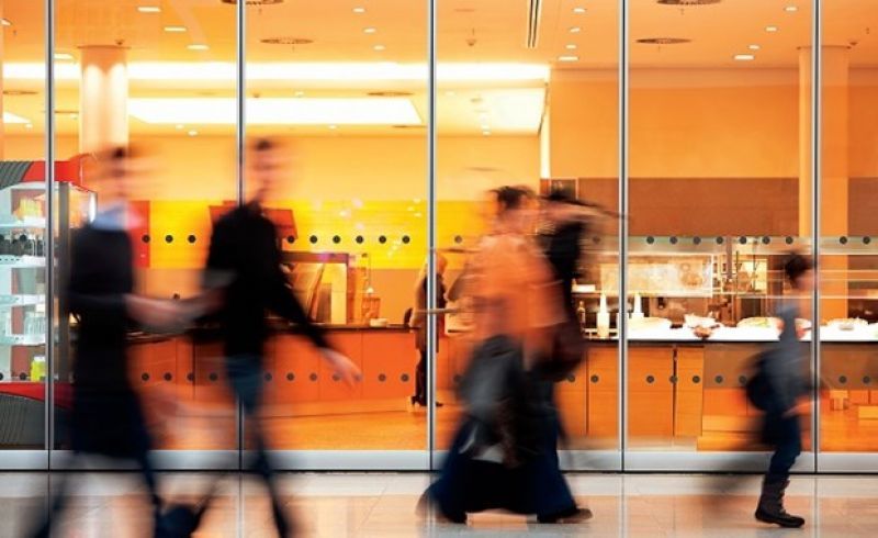 ΗΠΑ: Θετικά τα στοιχεία για τις λιανικές πωλήσεις τον Απρίλιο